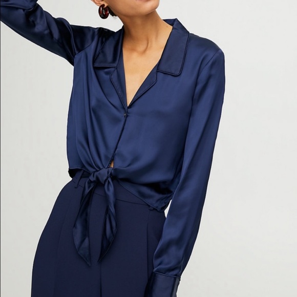 Aritzia Tops - Aritzia Wilfred Tie Front Blouse